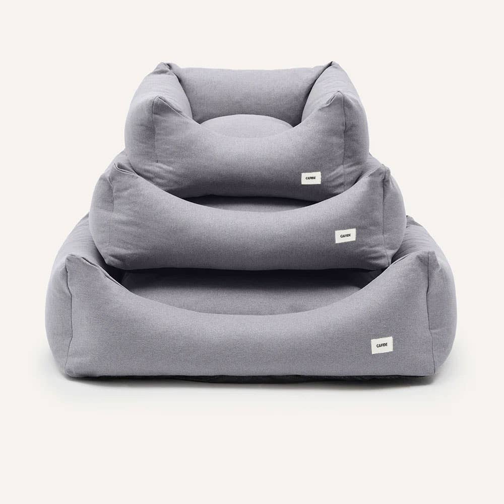Lit pour chien gris, Snozy
