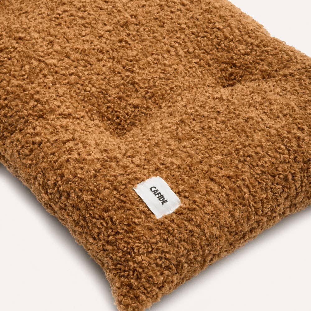 Coussin pour chien bouclette moutarde, Bela