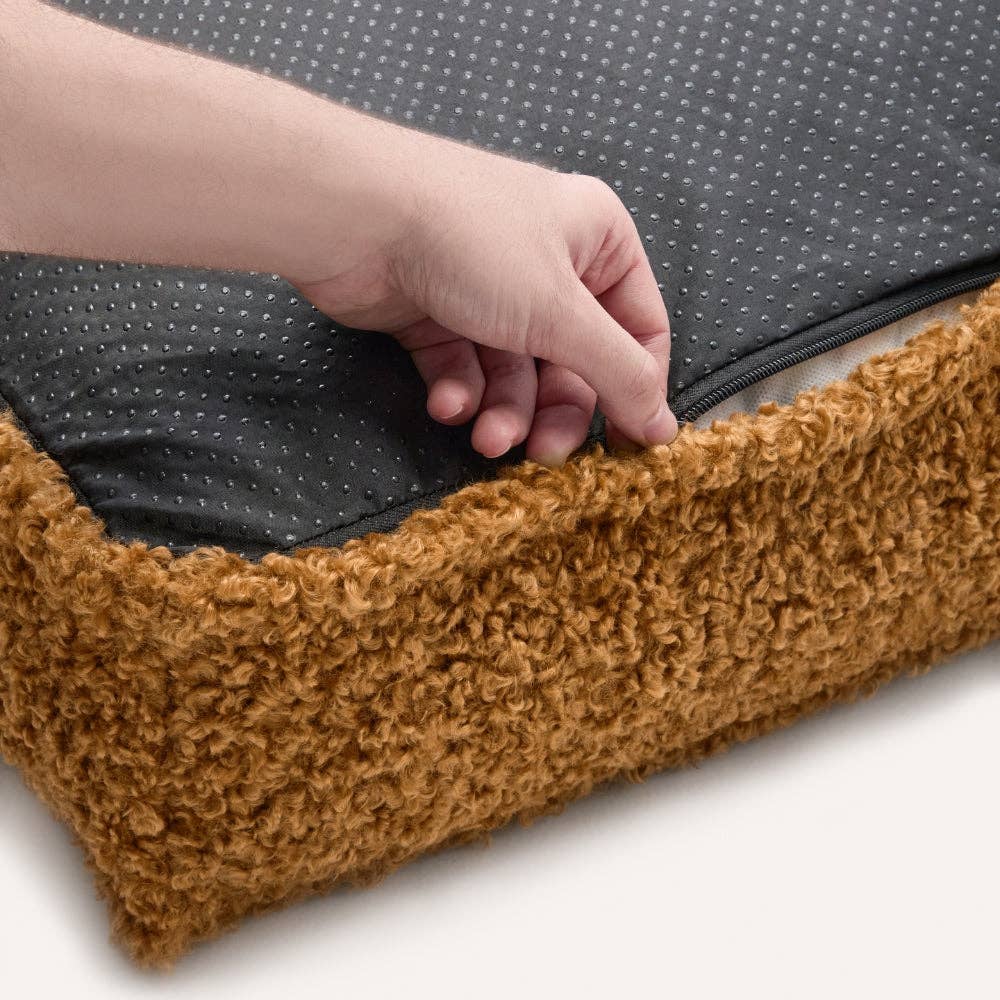 Lit pour chien en effet bouclette moutarde, Cuadra